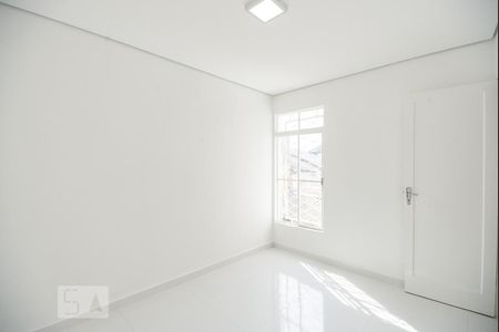 Casa à venda com 130m², 3 quartos e 2 vagas Casa à venda com 130m², 3 quartos e 2 vagasQuarto 2