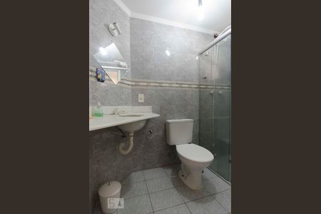 Banheiro de apartamento à venda com 3 quartos, 90m² em Santa Teresinha, São Paulo