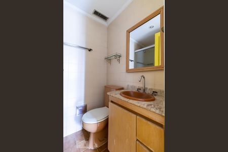 Apartamento à venda com 111m², 3 quartos e 2 vagasBanheiro social