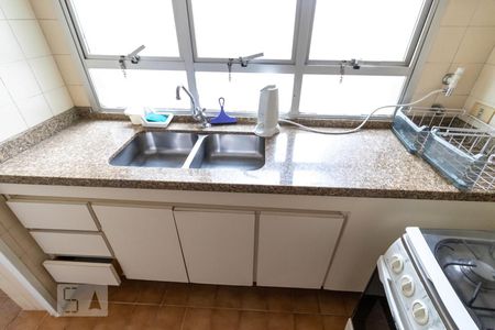 Apartamento à venda com 111m², 3 quartos e 2 vagasCozinha detalhe