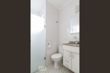 Banheiro de apartamento para alugar com 2 quartos, 57m² em Centro, São Bernardo do Campo