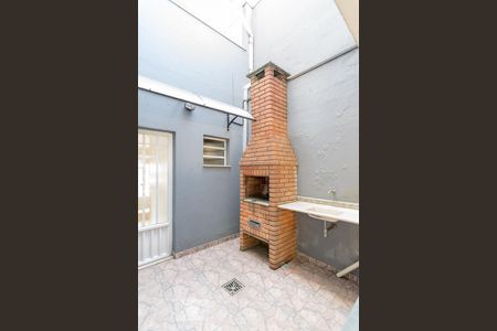 Apartamento à venda com 57m², 2 quartos e 2 vagasChurrasqueira