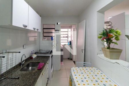 Cozinha de kitnet/studio à venda com 1 quarto, 42m² em Liberdade, São Paulo