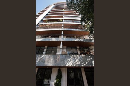 Apartamento para alugar com 105m², 3 quartos e 2 vagas Apartamento para alugar com 105m², 3 quartos e 2 vagasfachada