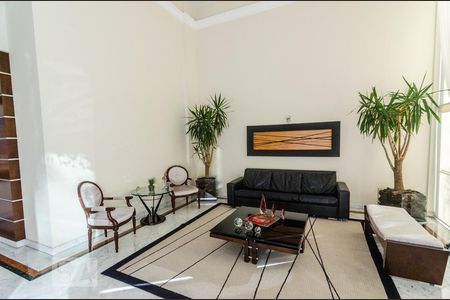 Apartamento à venda com 400m², 4 quartos e 5 vagas Apartamento à venda com 400m², 4 quartos e 5 vagasÁrea Comum