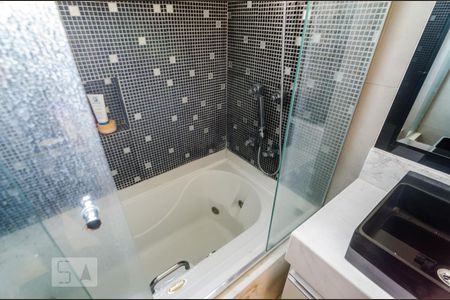 Apartamento à venda com 400m², 4 quartos e 5 vagas Apartamento à venda com 400m², 4 quartos e 5 vagasSuíte 3