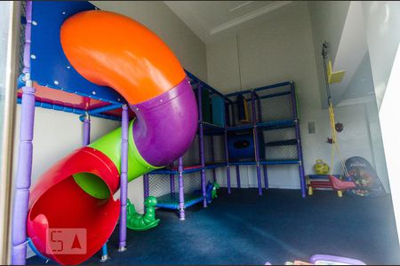 Apartamento à venda com 400m², 4 quartos e 5 vagas Apartamento à venda com 400m², 4 quartos e 5 vagasÁrea Comum