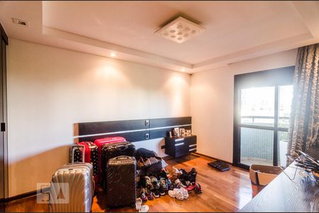 Apartamento à venda com 400m², 4 quartos e 5 vagas Apartamento à venda com 400m², 4 quartos e 5 vagasSuíte 3