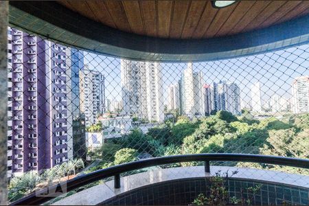 Apartamento à venda com 400m², 4 quartos e 5 vagas Apartamento à venda com 400m², 4 quartos e 5 vagasSuíte 3