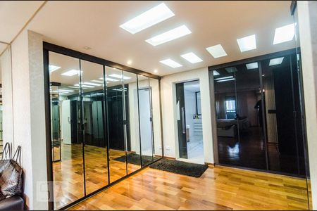 Apartamento à venda com 400m², 4 quartos e 5 vagas Apartamento à venda com 400m², 4 quartos e 5 vagasSuíte 1