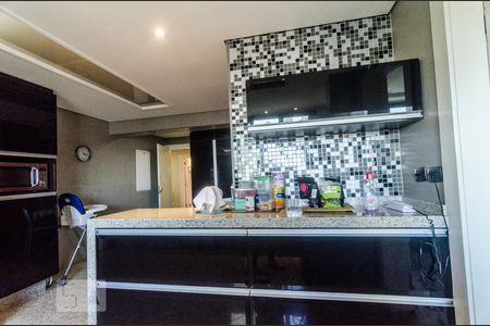 Apartamento à venda com 400m², 4 quartos e 5 vagas Apartamento à venda com 400m², 4 quartos e 5 vagasCozinha