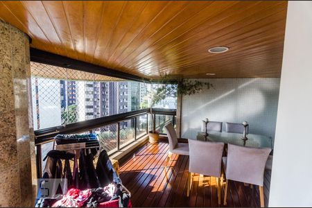 Varanda de apartamento à venda com 4 quartos, 400m² em Jardim Anália Franco, São Paulo