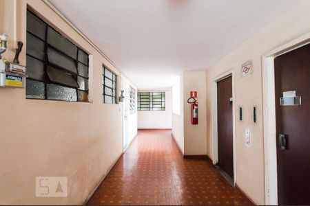 Hall social de apartamento para alugar com 1 quarto, 48m² em Santa Efigênia, São Paulo