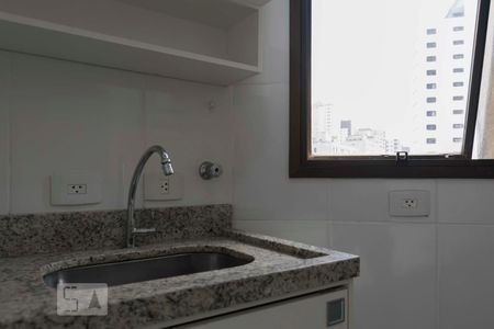 1o. Andar - Cozinha (Torneira) de kitnet/studio à venda com 1 quarto, 62m² em Aclimação, São Paulo