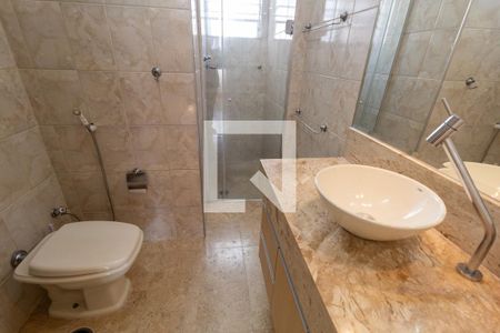 Apartamento à venda com 106m², 3 quartos e 1 vagaBanheiro da Suíte