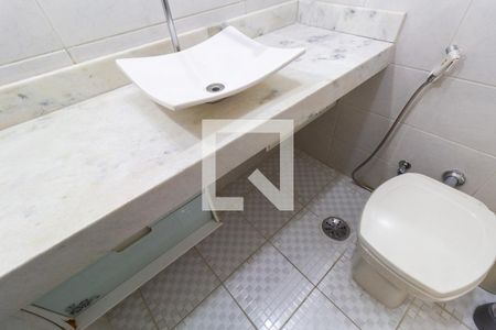 Apartamento à venda com 106m², 3 quartos e 1 vagaBanheiro do Corredor
