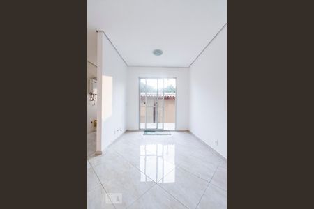 Sala  de apartamento à venda com 2 quartos, 90m² em Vila Ema, São Paulo