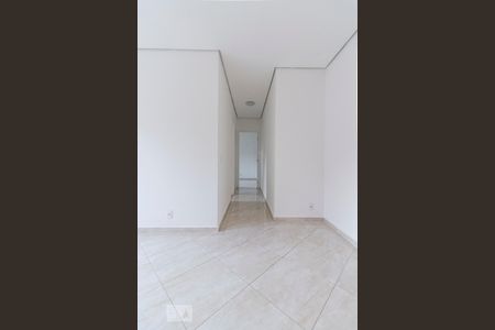 Corredor dos quartos  de apartamento à venda com 2 quartos, 90m² em Vila Ema, São Paulo