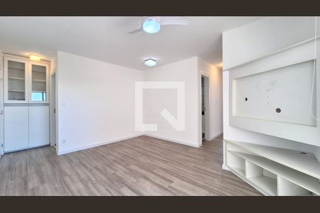 Sala de apartamento à venda com 3 quartos, 72m² em Água Branca, São Paulo
