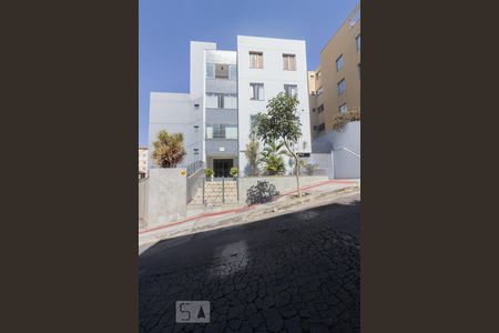 Apartamento para alugar com 80m², 3 quartos e 1 vagaFachada