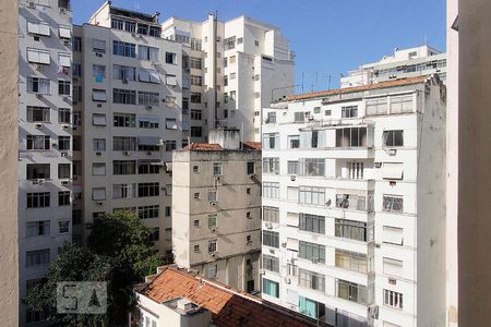 Vista da Sala de apartamento para alugar com 2 quartos, 70m² em Copacabana, Rio de Janeiro