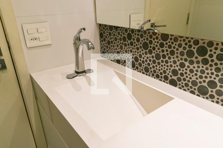 Apartamento para alugar com 81m², 2 quartos e 1 vaga Apartamento para alugar com 81m², 2 quartos e 1 vagaBanheiro 2