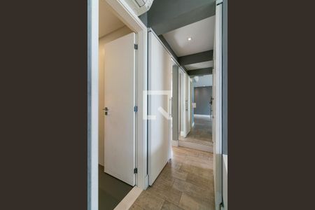 Apartamento para alugar com 81m², 2 quartos e 1 vaga Apartamento para alugar com 81m², 2 quartos e 1 vagaCorredor