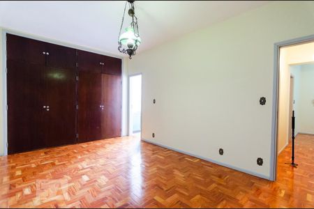 Apartamento para alugar com 230m², 4 quartos e 2 vagasSuíte 2