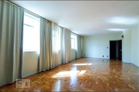 Sala de apartamento para alugar com 4 quartos, 230m² em Centro, Campinas