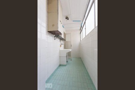 Apartamento à venda com 83m², 3 quartos e 1 vagaÁrea de serviço