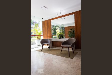 Apartamento à venda com 83m², 3 quartos e 1 vagaHall