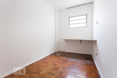 Apartamento à venda com 83m², 3 quartos e 1 vagaQuarto 02