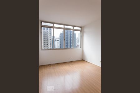Apartamento à venda com 83m², 3 quartos e 1 vagaSala