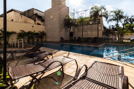 Condomínio de apartamento à venda com 2 quartos, 57m² em Bom Retiro, São Paulo