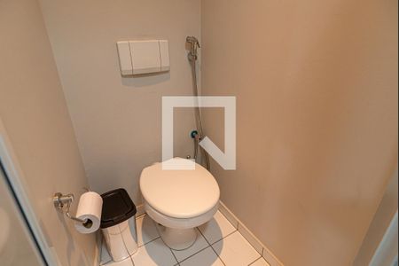 Studio para alugar com 27m², 1 quarto e 1 vaga Studio para alugar com 27m², 1 quarto e 1 vagaBanheiro