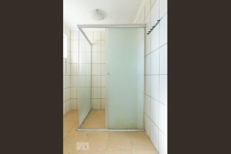 Apartamento para alugar com 120m², 3 quartos e sem vagaBox do banheiro 