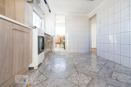 Apartamento para alugar com 120m², 3 quartos e sem vagaCozinha 