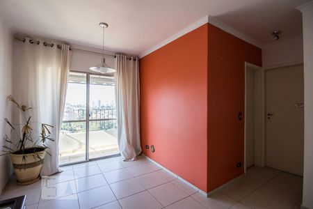 Sala de estar de apartamento à venda com 3 quartos, 120m² em Vila Madalena, São Paulo