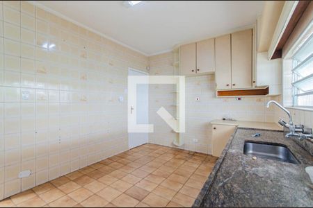 Casa à venda com 250m², 3 quartos e 2 vagasCozinha