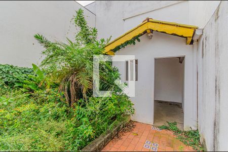 Casa à venda com 250m², 3 quartos e 2 vagasQuintal - Casinha
