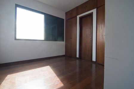 Apartamento para alugar com 375m², 4 quartos e 4 vagasQuarto