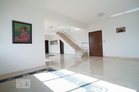 Apartamento para alugar com 375m², 4 quartos e 4 vagasSala