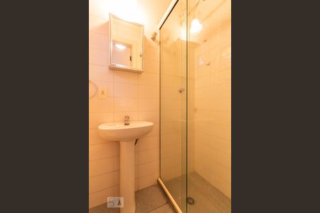 Apartamento para alugar com 190m², 4 quartos e 2 vagas Apartamento para alugar com 190m², 4 quartos e 2 vagasBanheiro - Área de Serviço