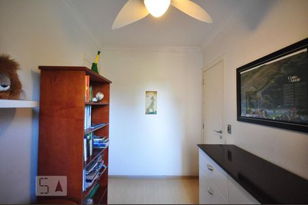 Apartamento à venda com 83m², 3 quartos e 2 vagasQuarto 3