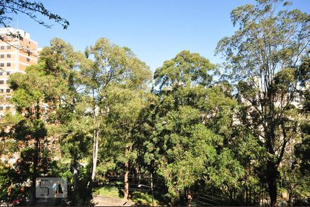 Vista de apartamento à venda com 3 quartos, 83m² em Paraíso do Morumbi, São Paulo