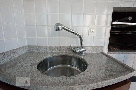 varanda de apartamento para alugar com 4 quartos, 222m² em Parque do Morumbi, São Paulo