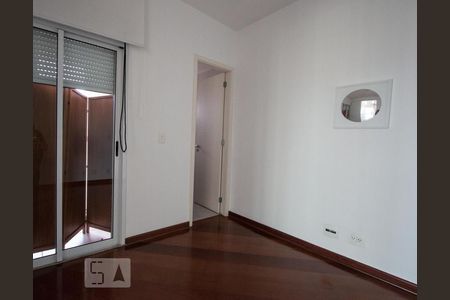 Apartamento para alugar com 222m², 4 quartos e 4 vagas Apartamento para alugar com 222m², 4 quartos e 4 vagassuite 1
