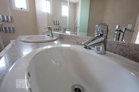 Apartamento para alugar com 222m², 4 quartos e 4 vagas Apartamento para alugar com 222m², 4 quartos e 4 vagassuite 3