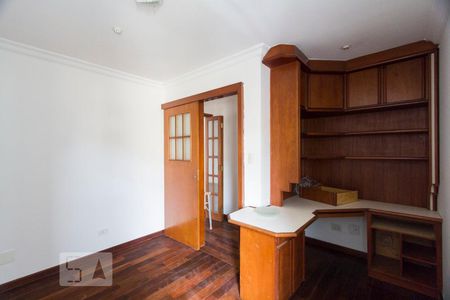 Apartamento à venda com 135m², 4 quartos e 2 vagasQUARTO 1