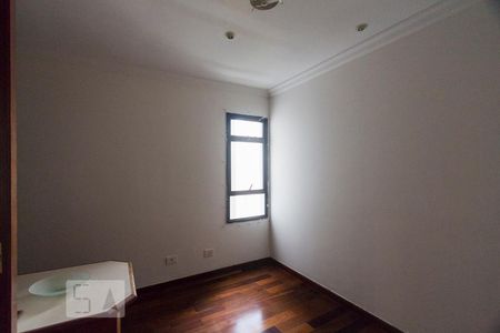Apartamento à venda com 135m², 4 quartos e 2 vagasQUARTO 1